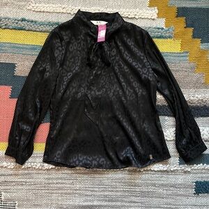 Women’s Black Leopard Print Long Sleeve Blouse NWT